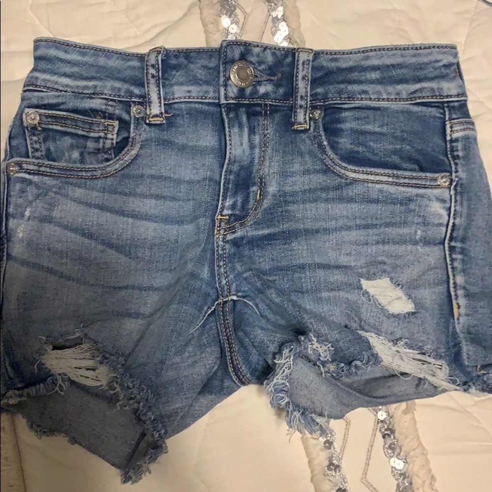 American eagle light wash denim shorts